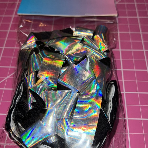 New, Silver Holographic Leg Wraps - Picture 6 of 10